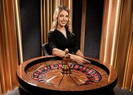 Roulette wheel spinning on Evolution Gaming table at supermpo login